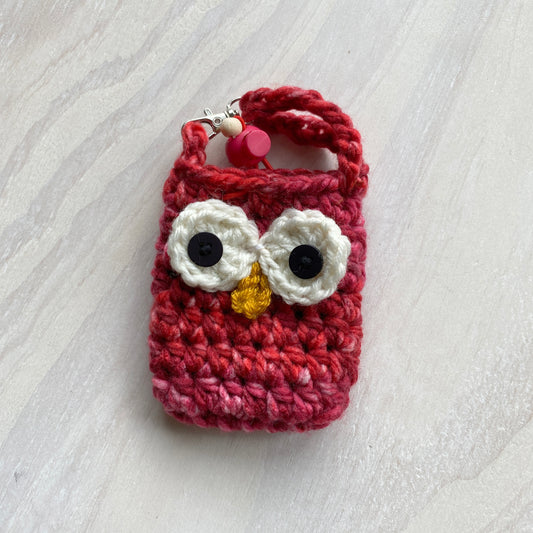 Owl Crochet Sanitizer Bag, Handmade Sanitizer bag with Clasp, Hand Sanitizer holder Can Be Attach to Bag.